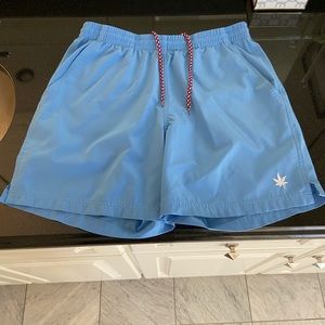 Men’s size small Boast tennis/athletic shorts